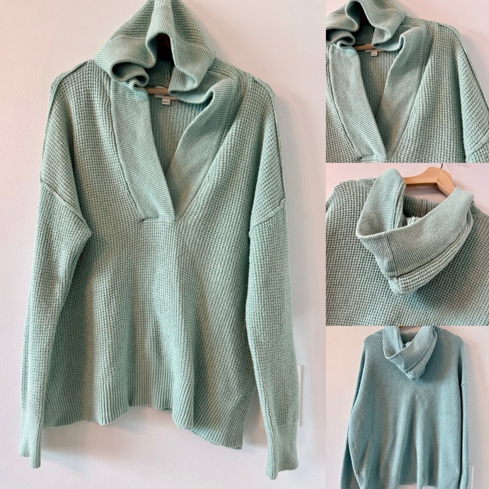 Offline By Aerie Hoodie  Sage‎ Green Waffle Knit Dolman Sleeve Comfy Fit Size XS